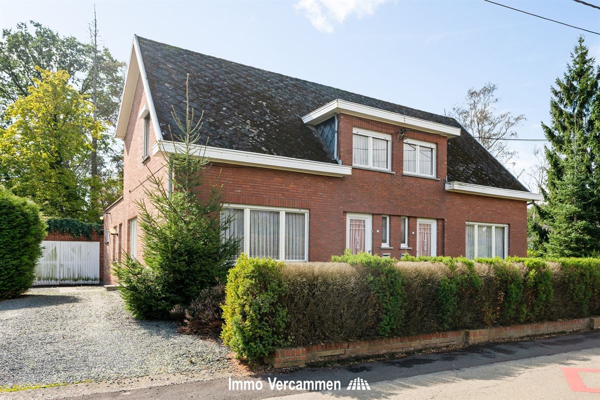 Charmante woning met heel wat potentieel te Putte - Beerzel