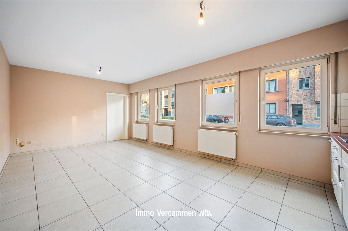 Gelijkvloersappartement met 1 SLPK en garagebox te Putte