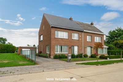 Goed onderhouden, halfopen bebouwing te Sint-Katelijne-Waver