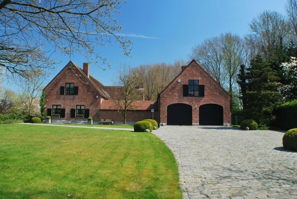 Villa de grande classe en zone rurale