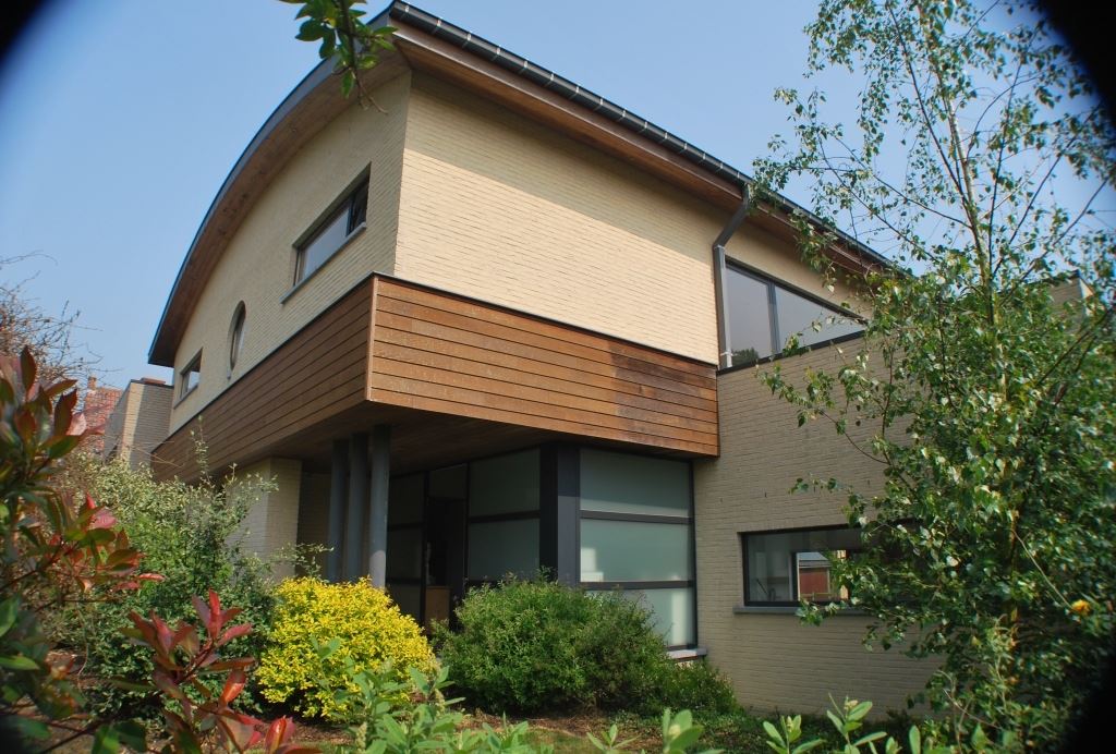 Moderne villa op ca 20are