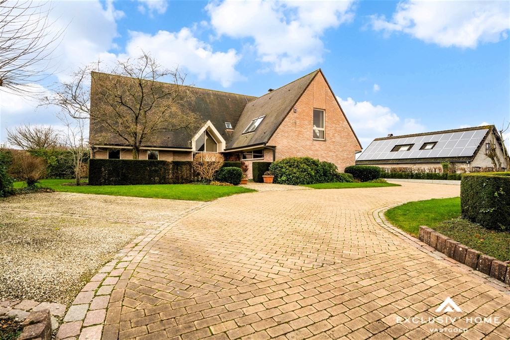 Exclusive villa with lots of living space