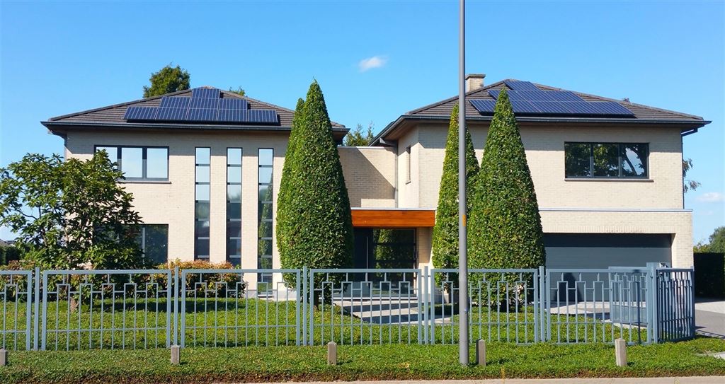 Villa de style modern sur 32 ares