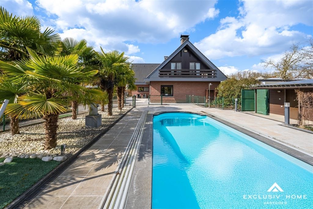 Tijdloze villa met zwembad op 22 are