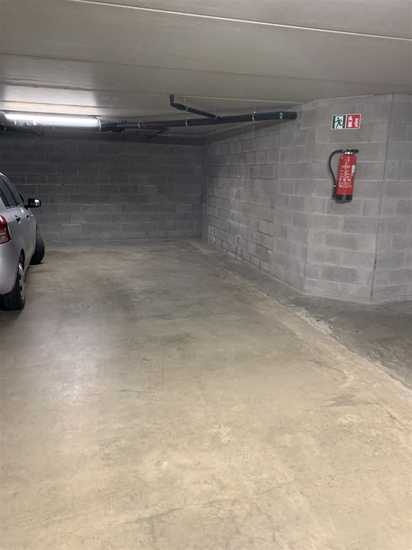 Appartement met staanplaats, zonneterras en airco