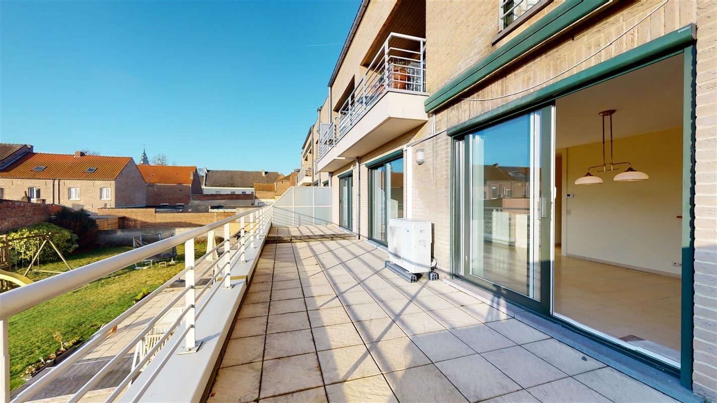 Appartement met staanplaats, zonneterras en airco