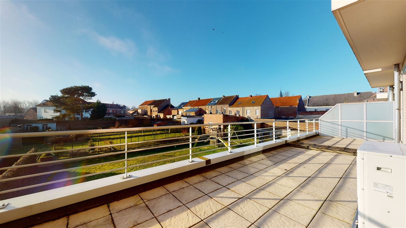 Appartement met staanplaats, zonneterras en airco