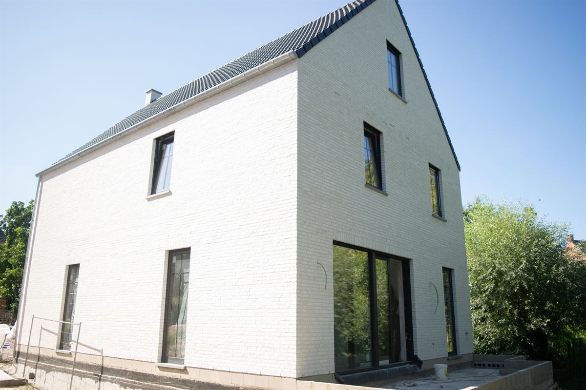 Prachtige nieuwbouwwoning met tuin