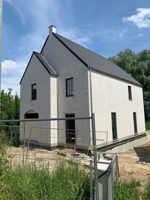 Prachtige nieuwbouwwoning met tuin
