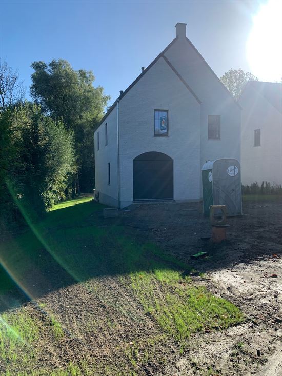 Prachtige nieuwbouwwoning met tuin