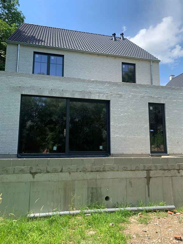 Prachtige nieuwbouwwoning met tuin