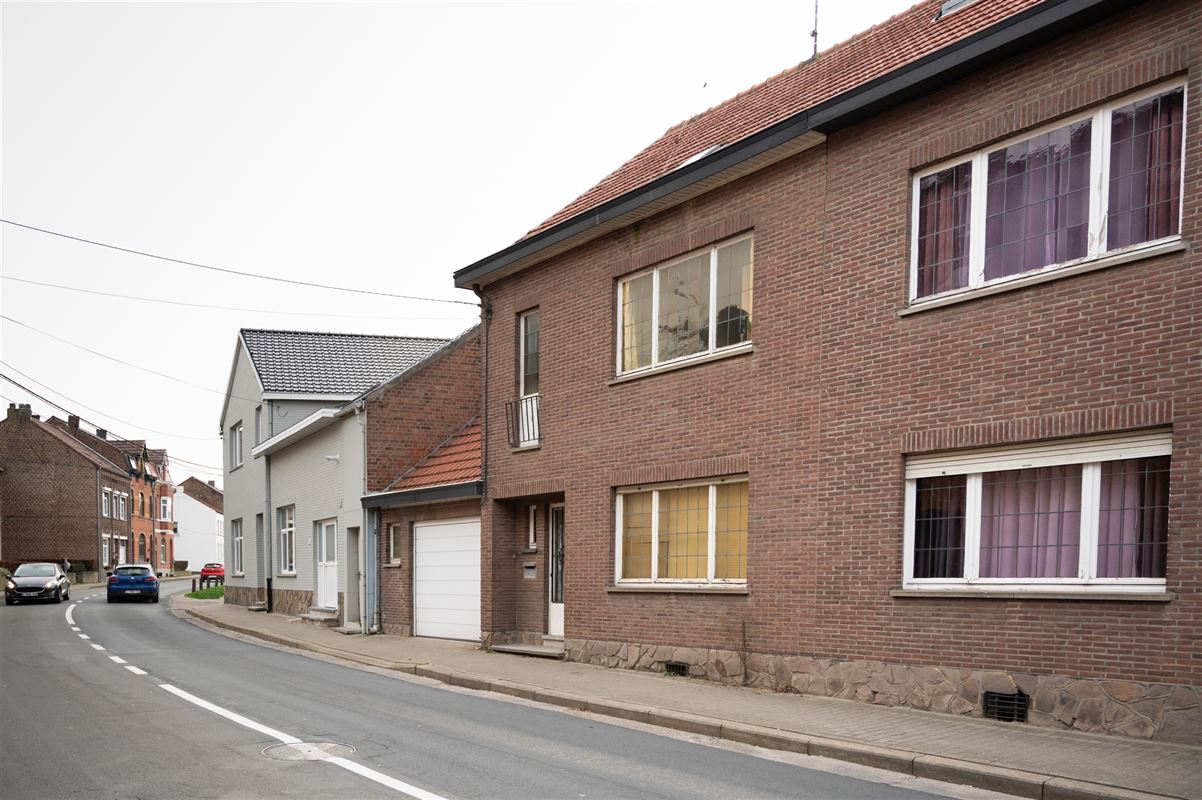 Woning met garage en tuin