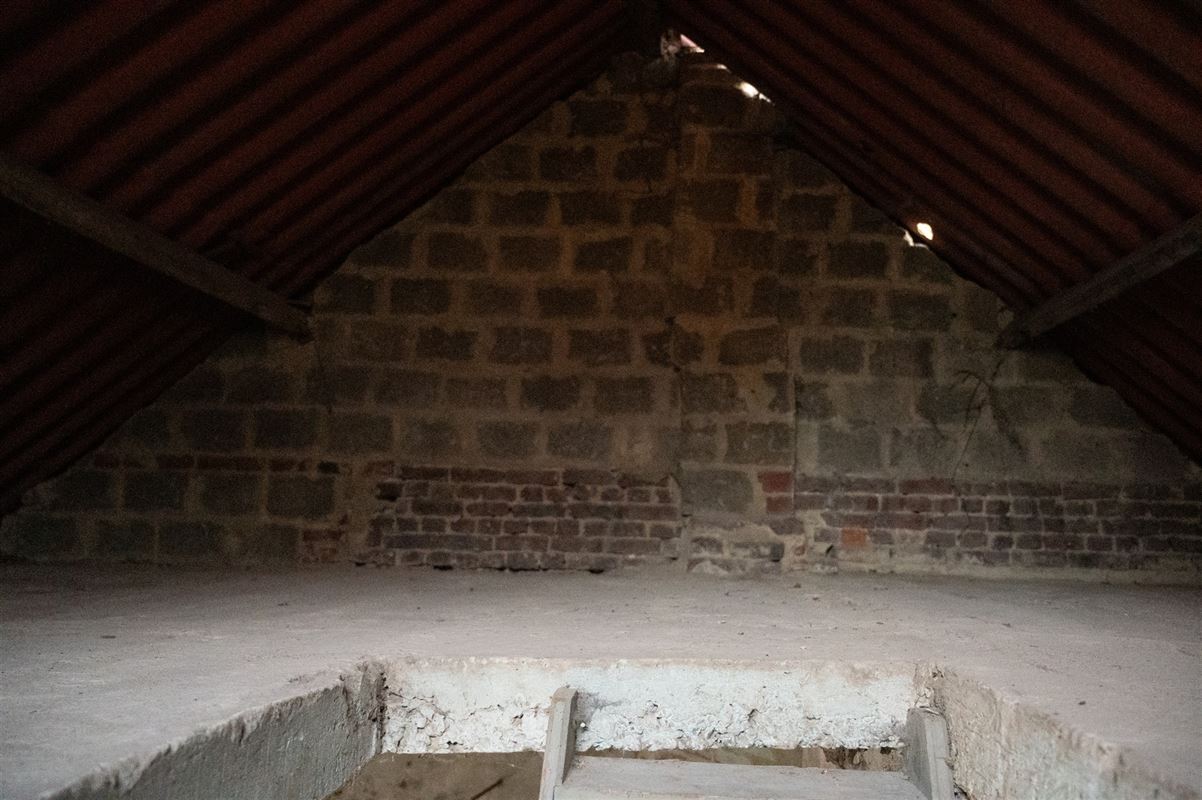 Woning met garage en tuin