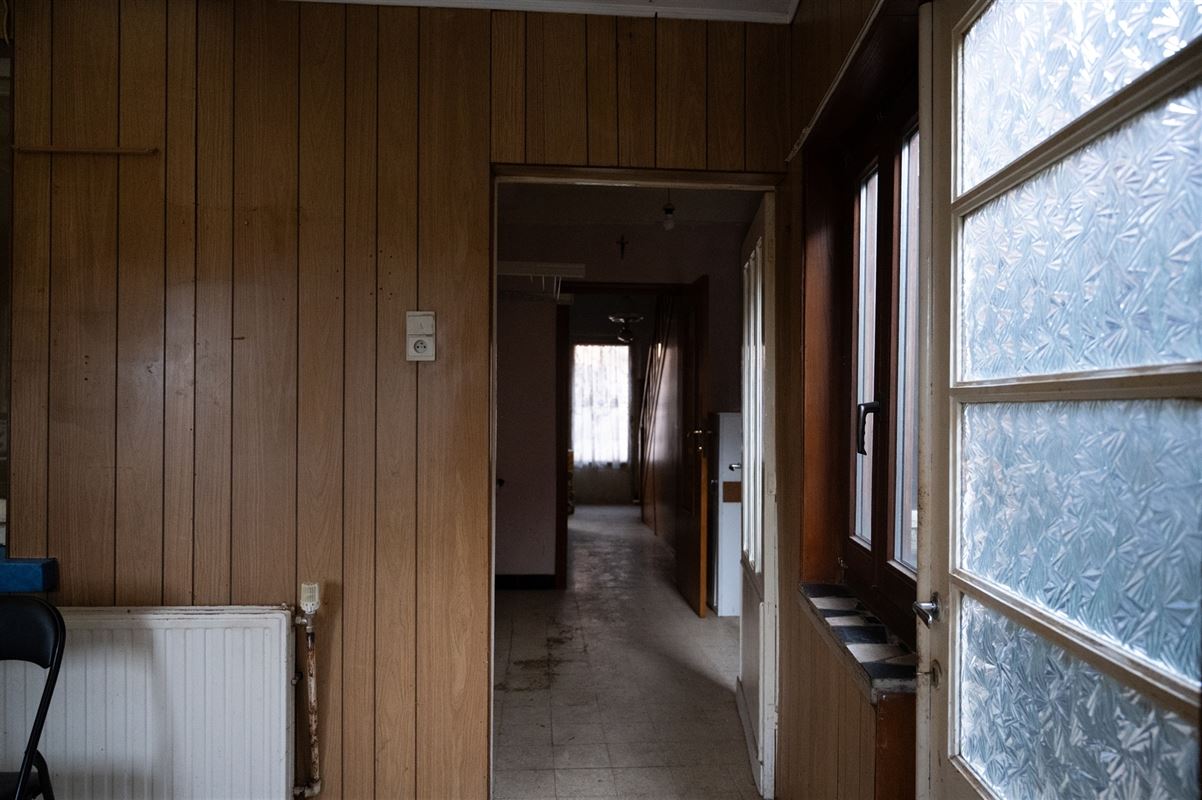 Woning met garage en tuin