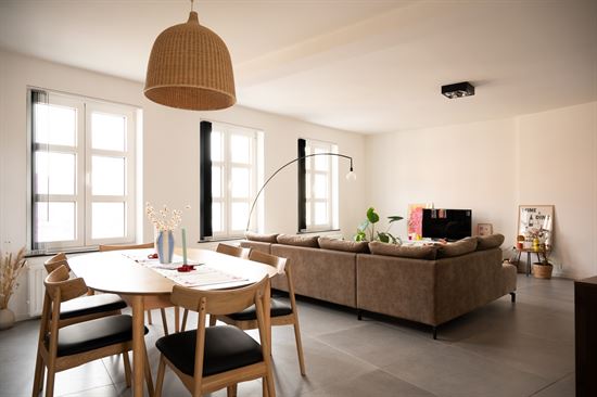 Duplex appartement met 4 slaapkamers en terras