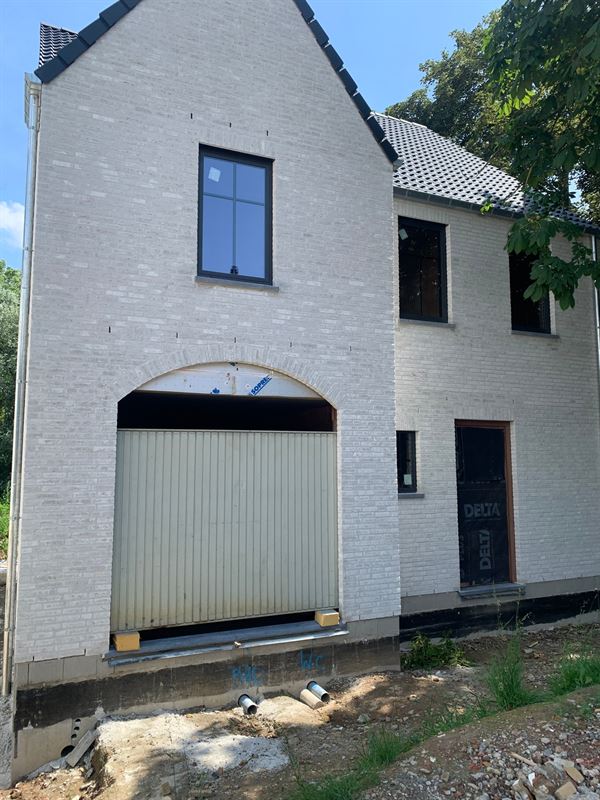 Prachtige nieuwbouwwoning met tuin