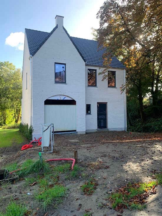 Prachtige nieuwbouwwoning met tuin