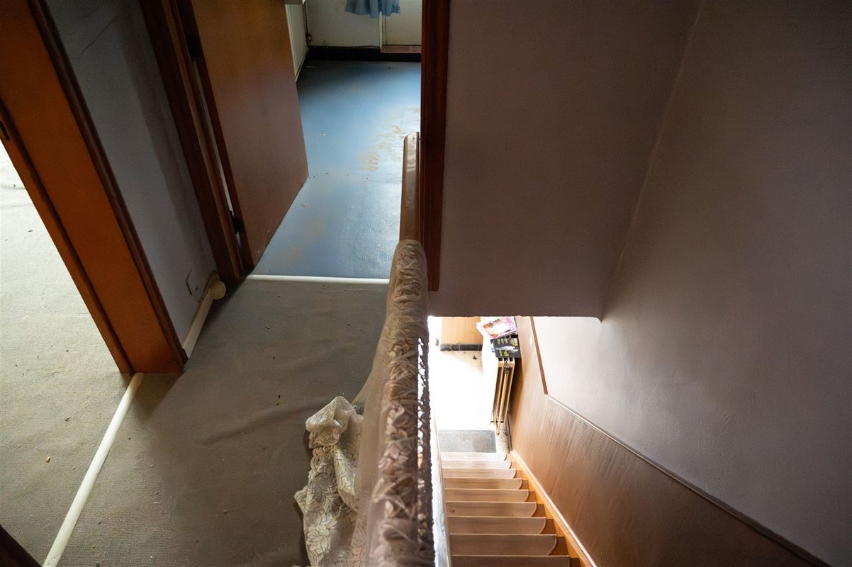 Woning met garage en tuin
