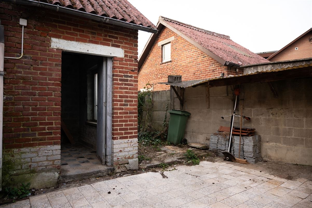 Woning met garage en tuin