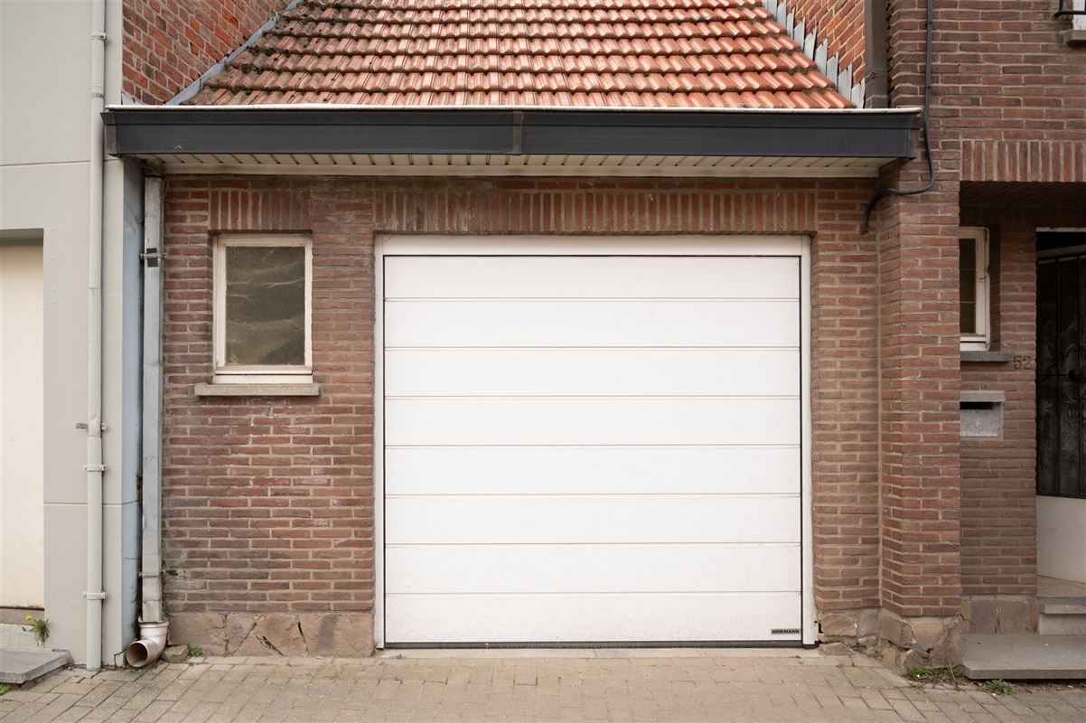 Woning met garage en tuin