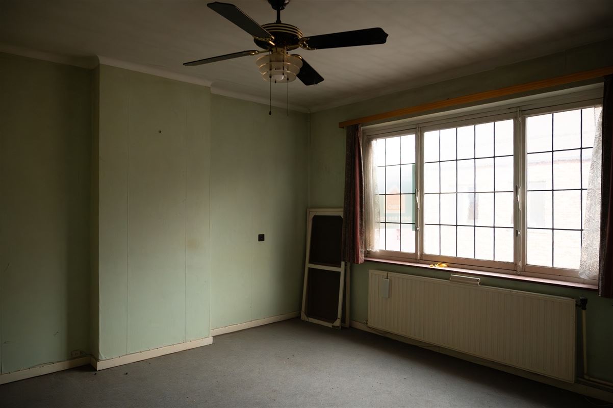 Woning met garage en tuin