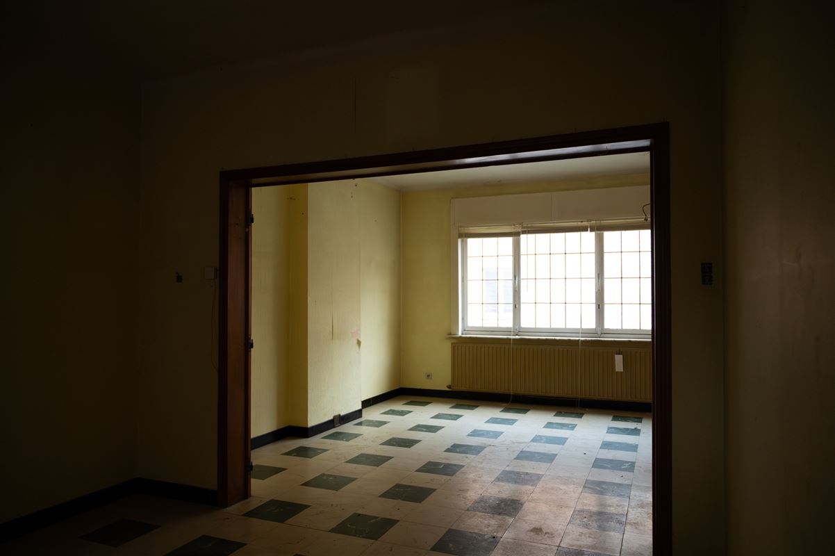 Woning met garage en tuin