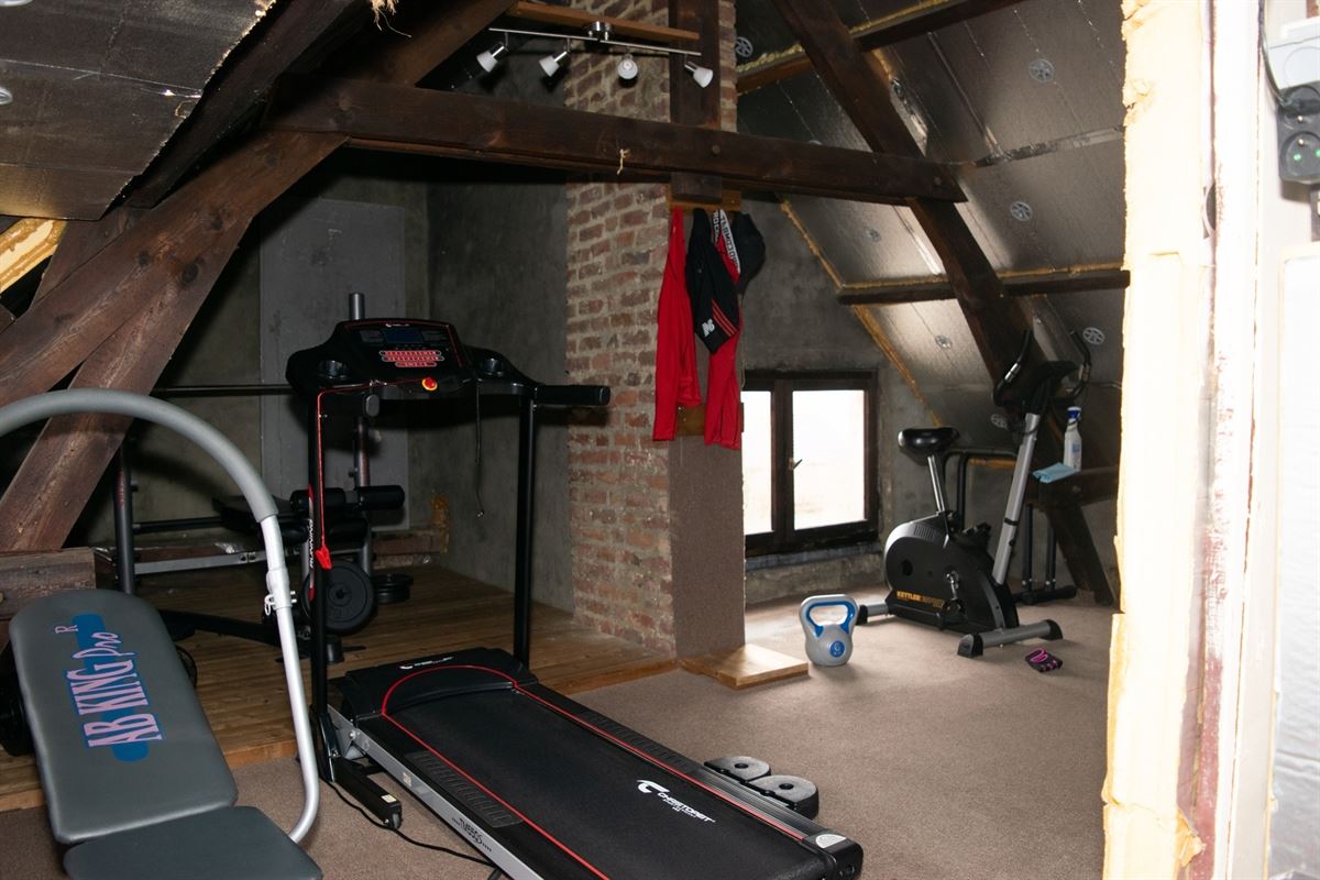Te renoveren woning centrum Hoegaarden