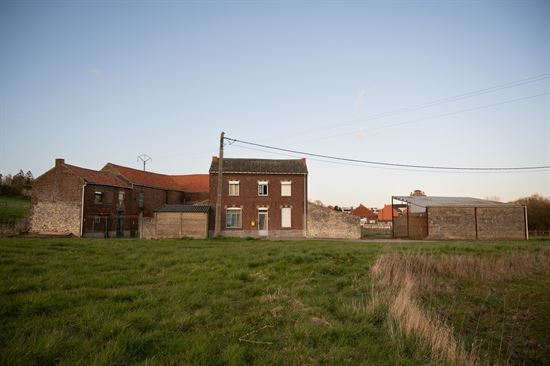 Volledig te renoveren boerderij/woning