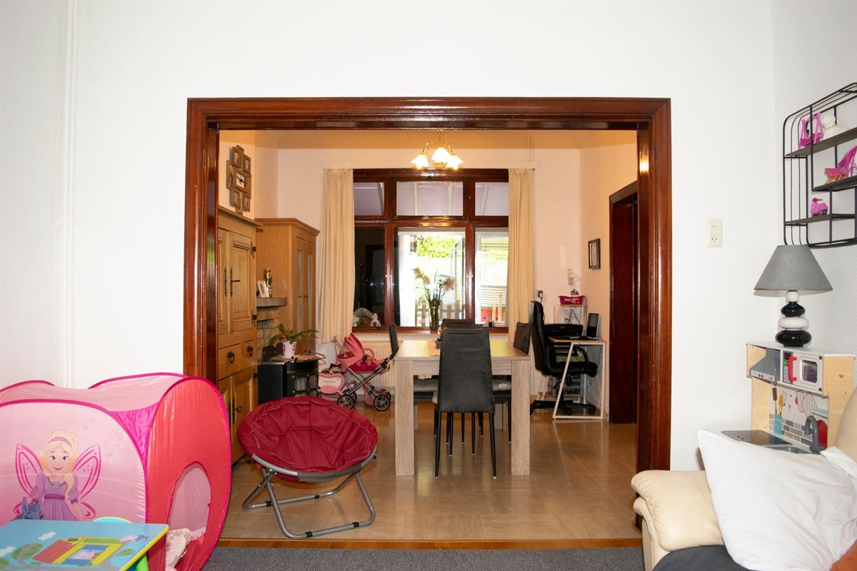 Huis met tuin, kelder en zolder