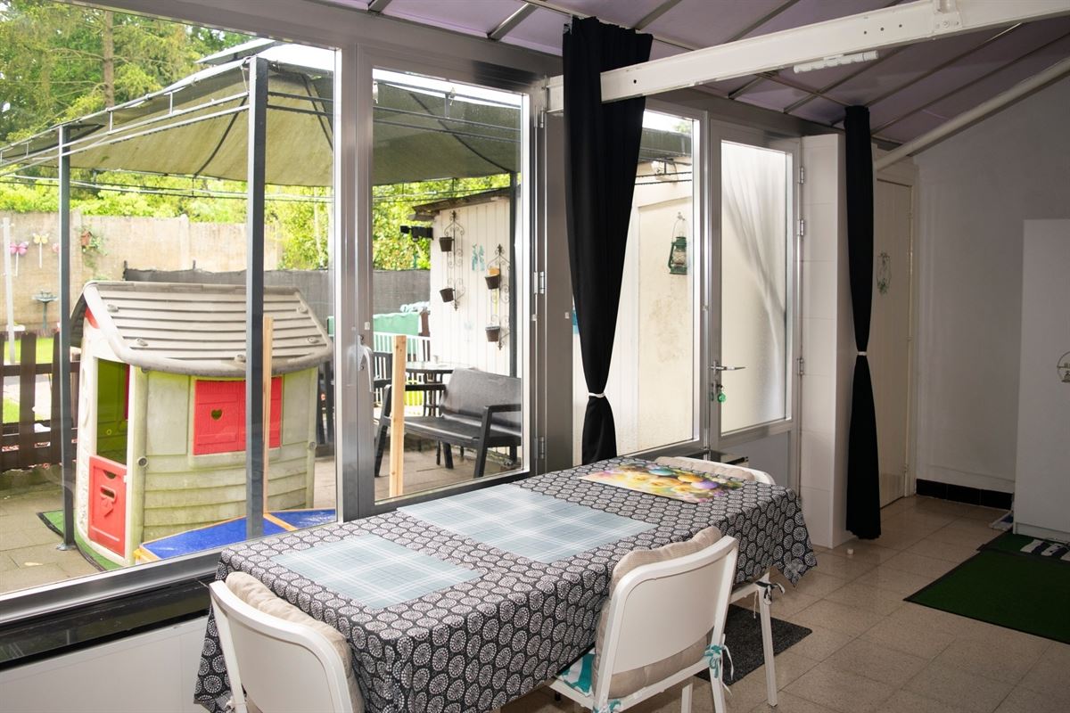 Huis met tuin, kelder en zolder