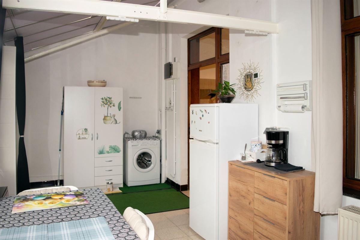 Huis met tuin, kelder en zolder