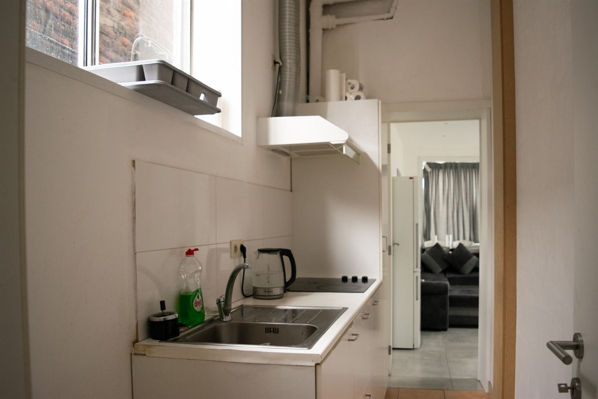 Appartementsgebouw met 1 woning en 2 appartementen
