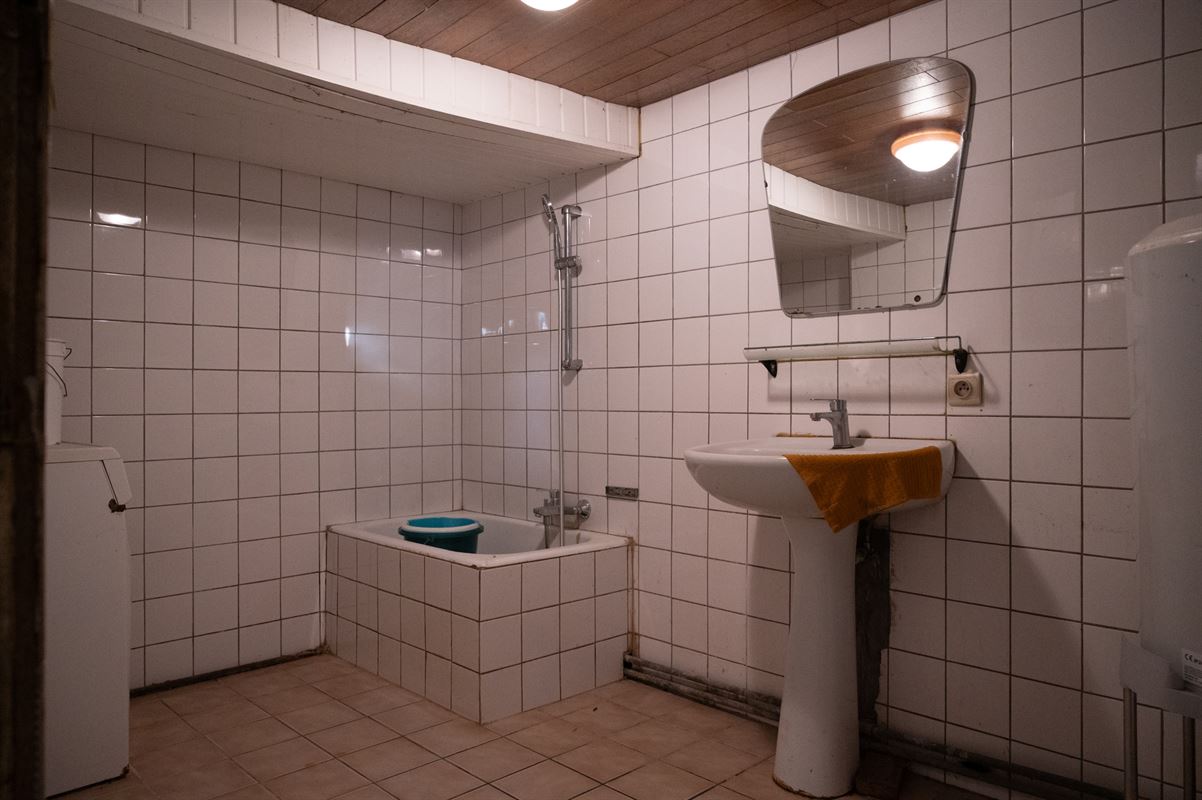Volledig te renoveren boerderij/woning