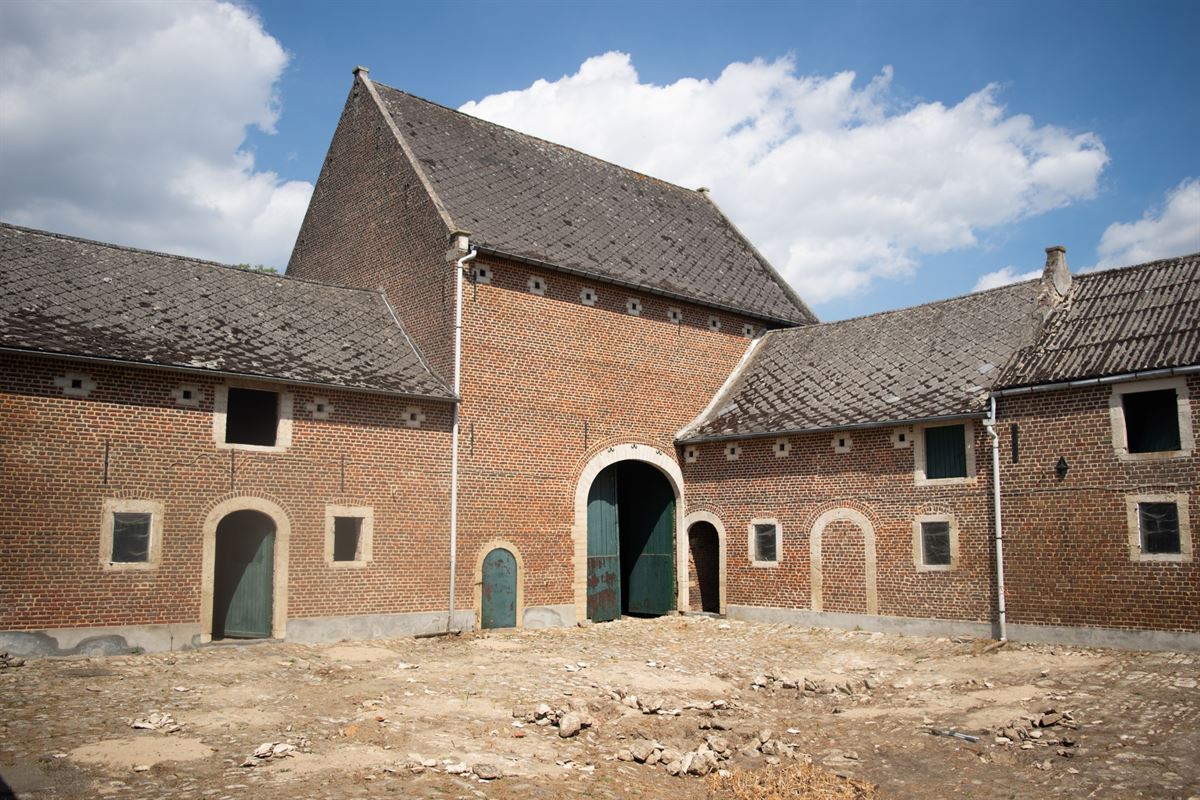 Boerderij met binnenplaats gekend als Prins Kardinaalhoeve