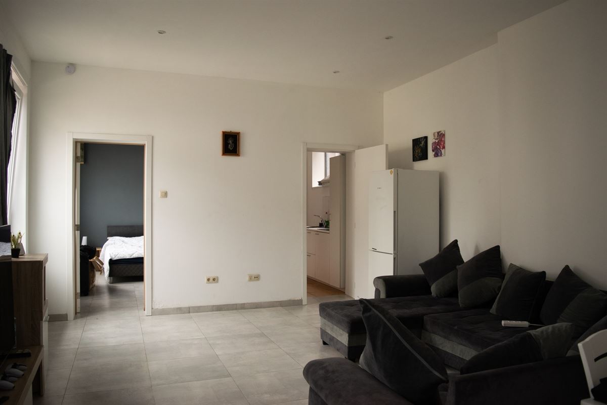 Appartementsgebouw met 1 woning en 2 appartementen