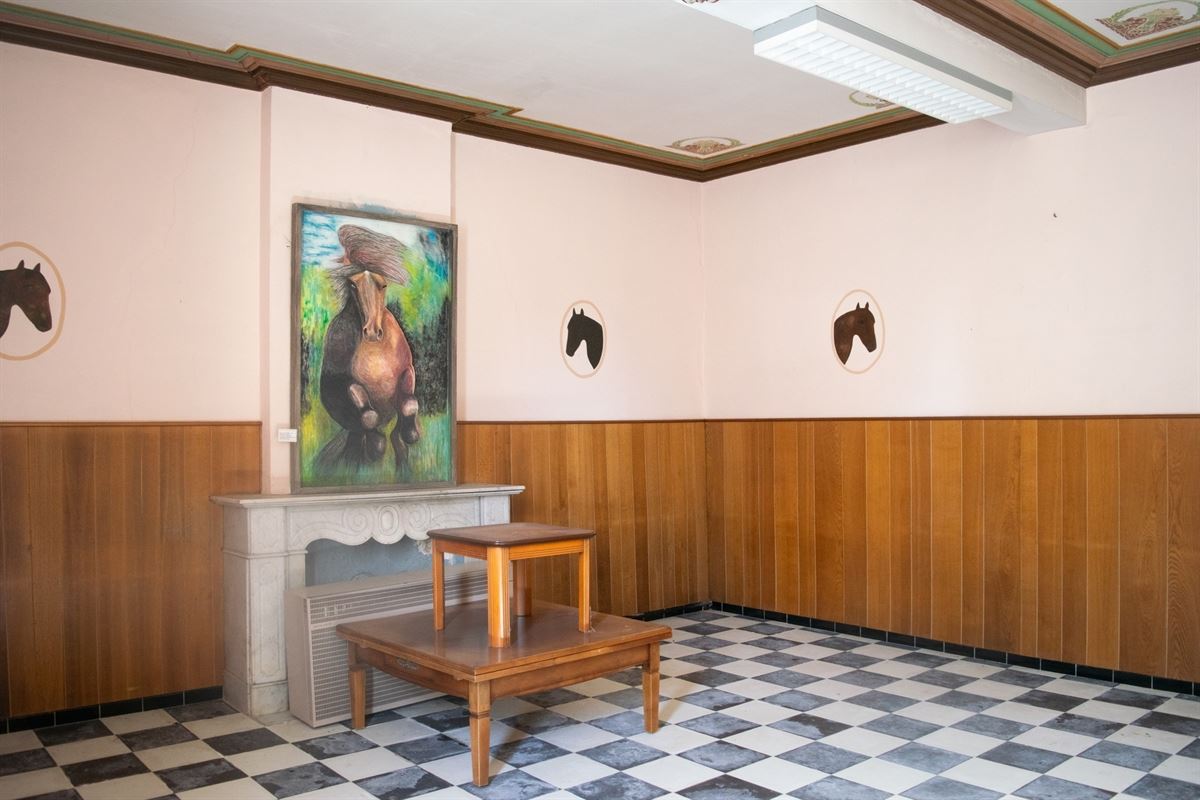 Boerderij met binnenplaats gekend als Prins Kardinaalhoeve