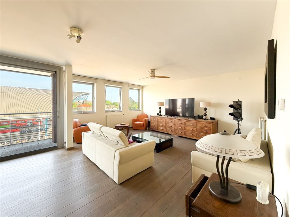 Appartement avec terrasse et parking