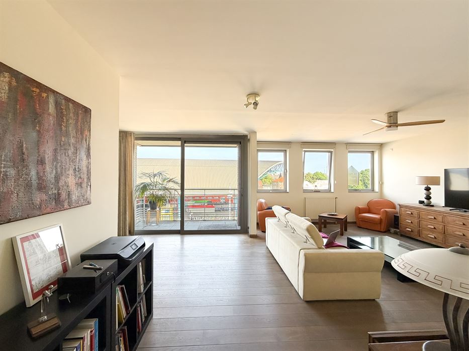 Appartement avec terrasse et parking