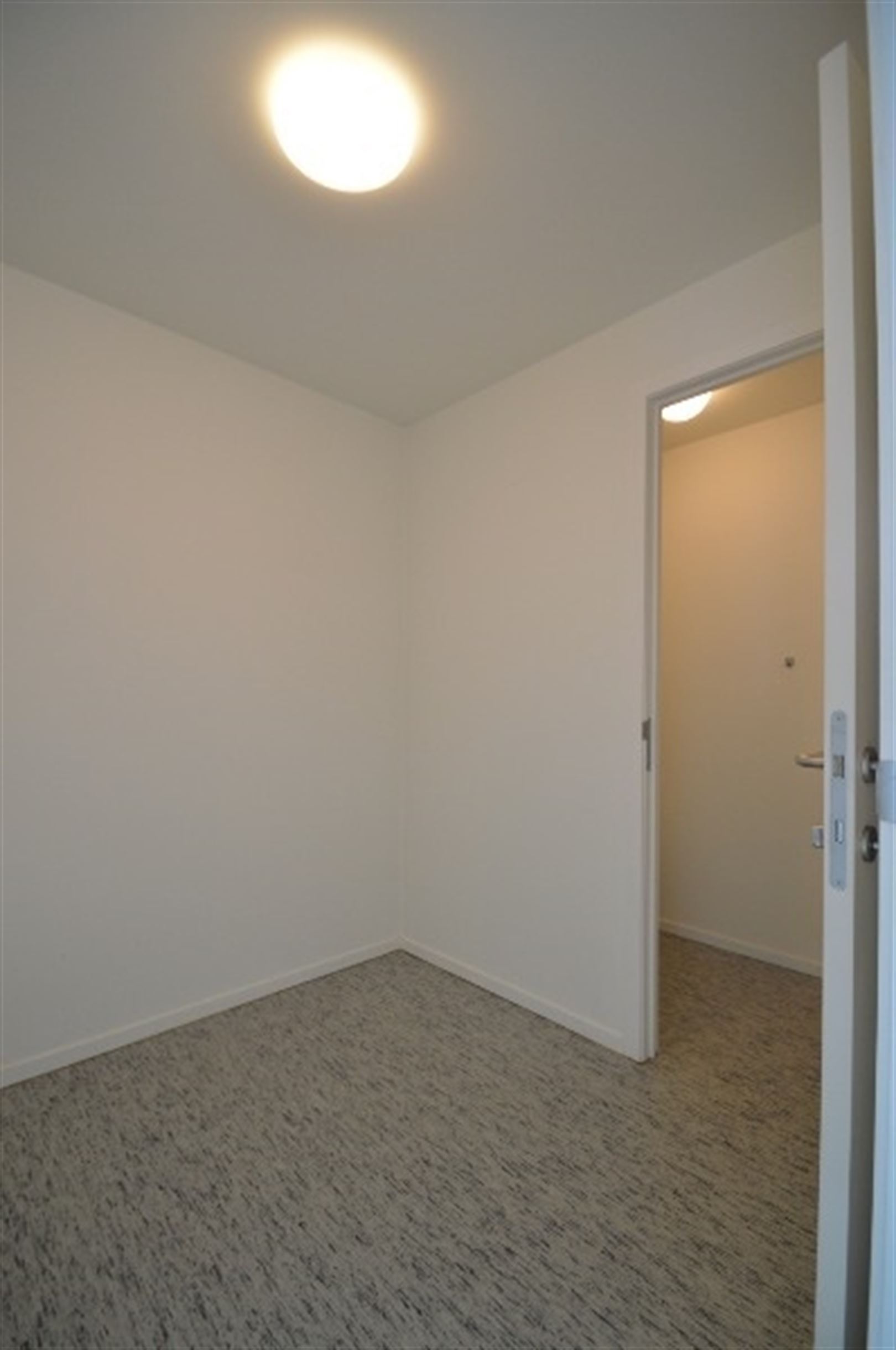 Foto 20 : Duplex/Penthouse te 9200 SINT-GILLIS-DENDERMONDE (België) - Prijs € 825