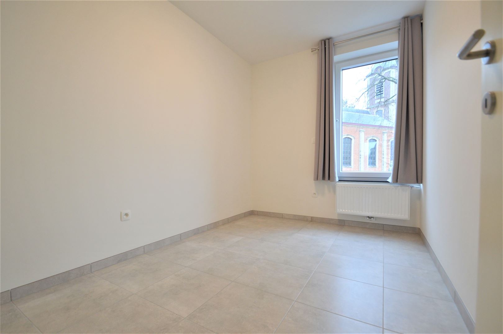Foto 8 : Appartement te 9200 GREMBERGEN (België) - Prijs € 850