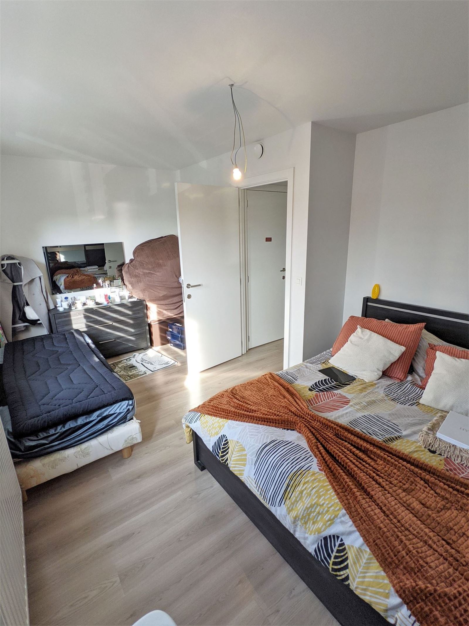 FOTO’S 4 : Appartement te 1600 Sint-Pieters-Leeuw (België) - Prijs € 299.000