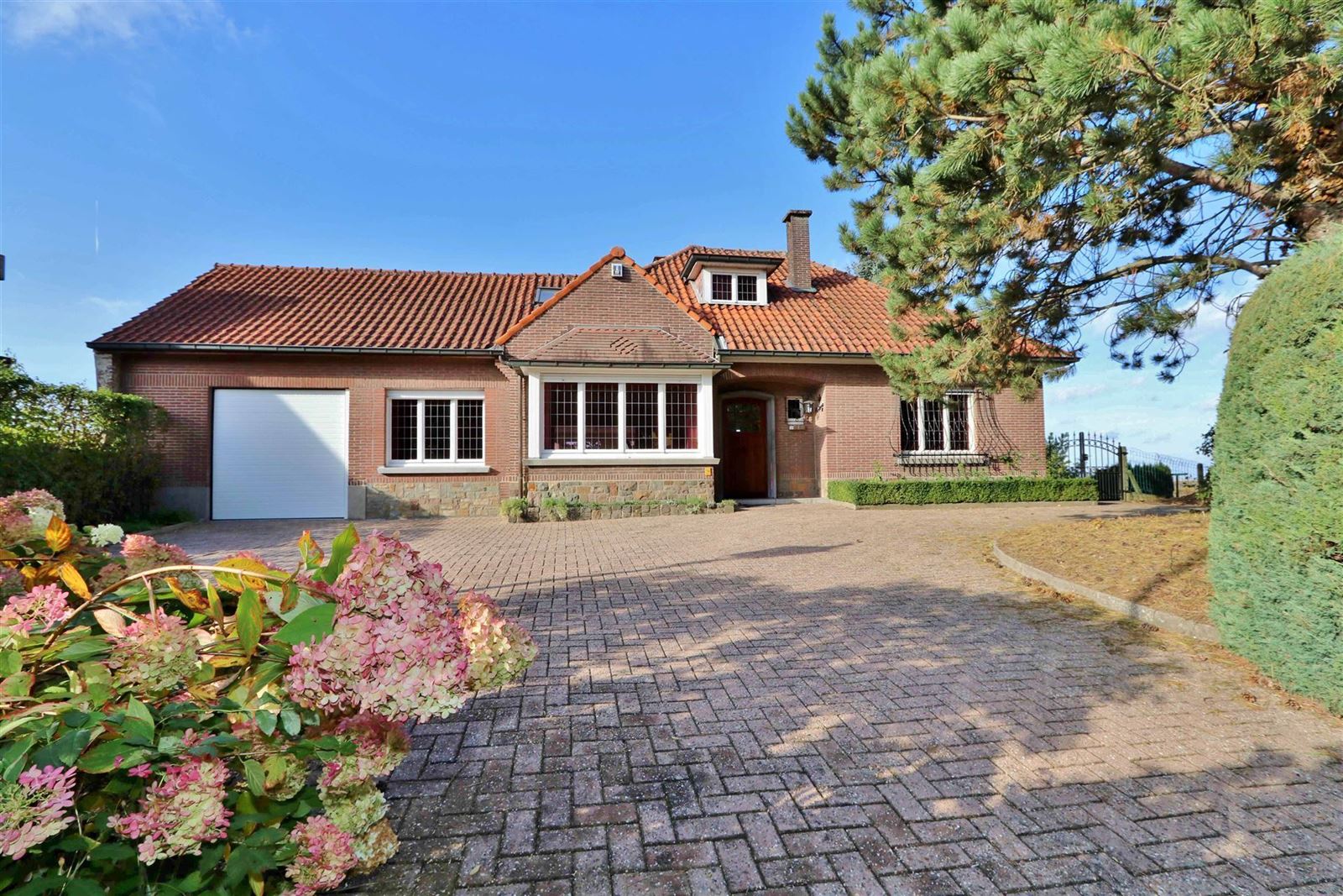 FOTO’S 2 : Villa te 1650 BEERSEL (België) - Prijs € 599.000