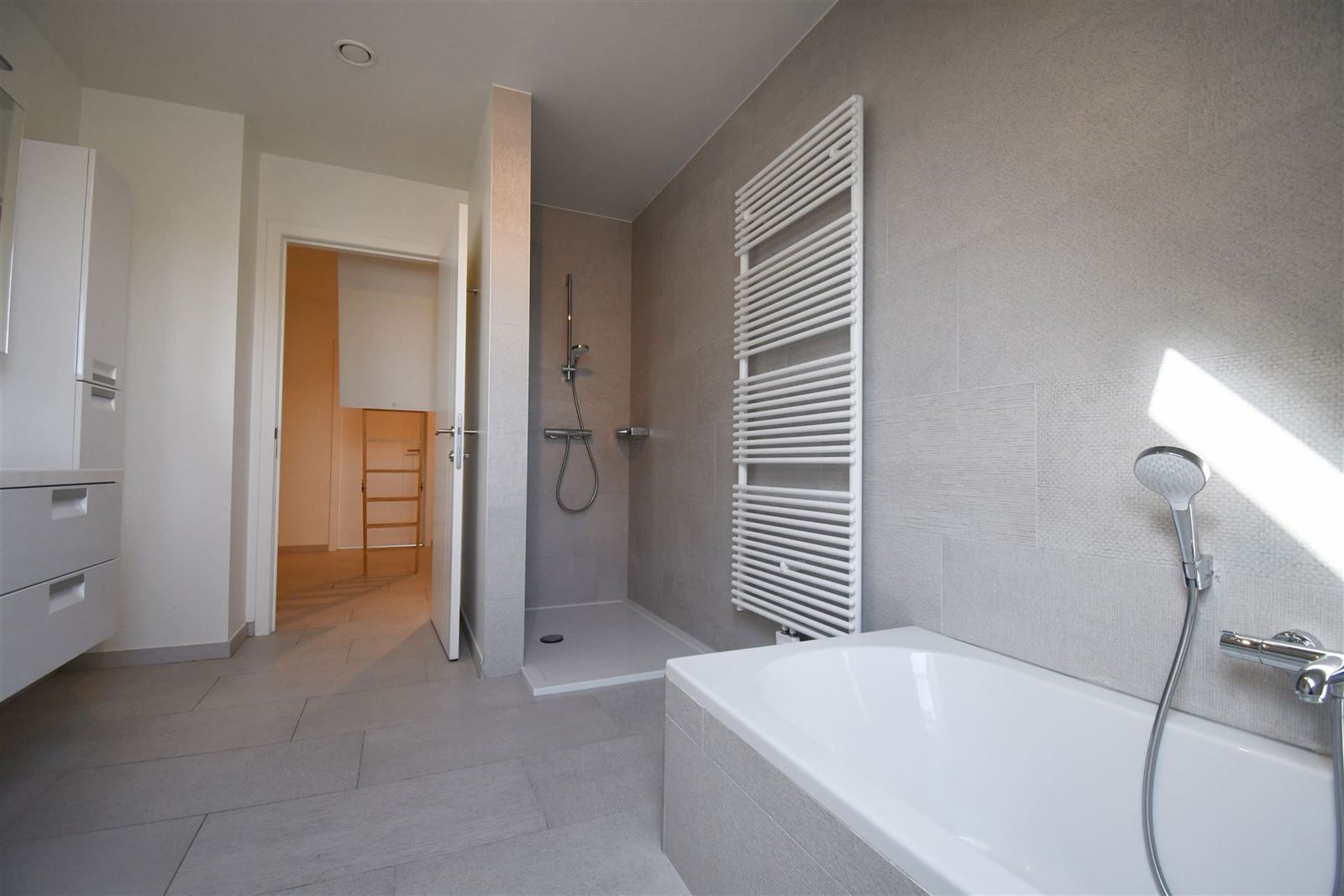 FOTO’S 23 : Woning te 1670 PEPINGEN (België) - Prijs € 1.700