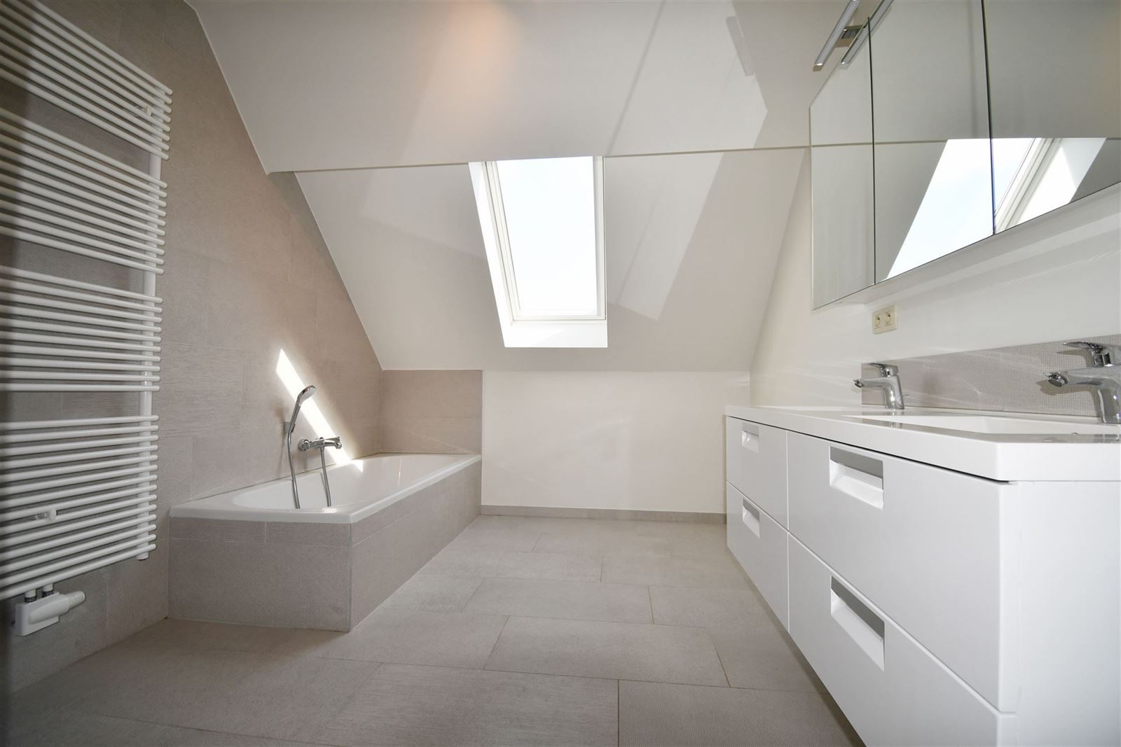 FOTO’S 22 : Woning te 1670 PEPINGEN (België) - Prijs € 1.700