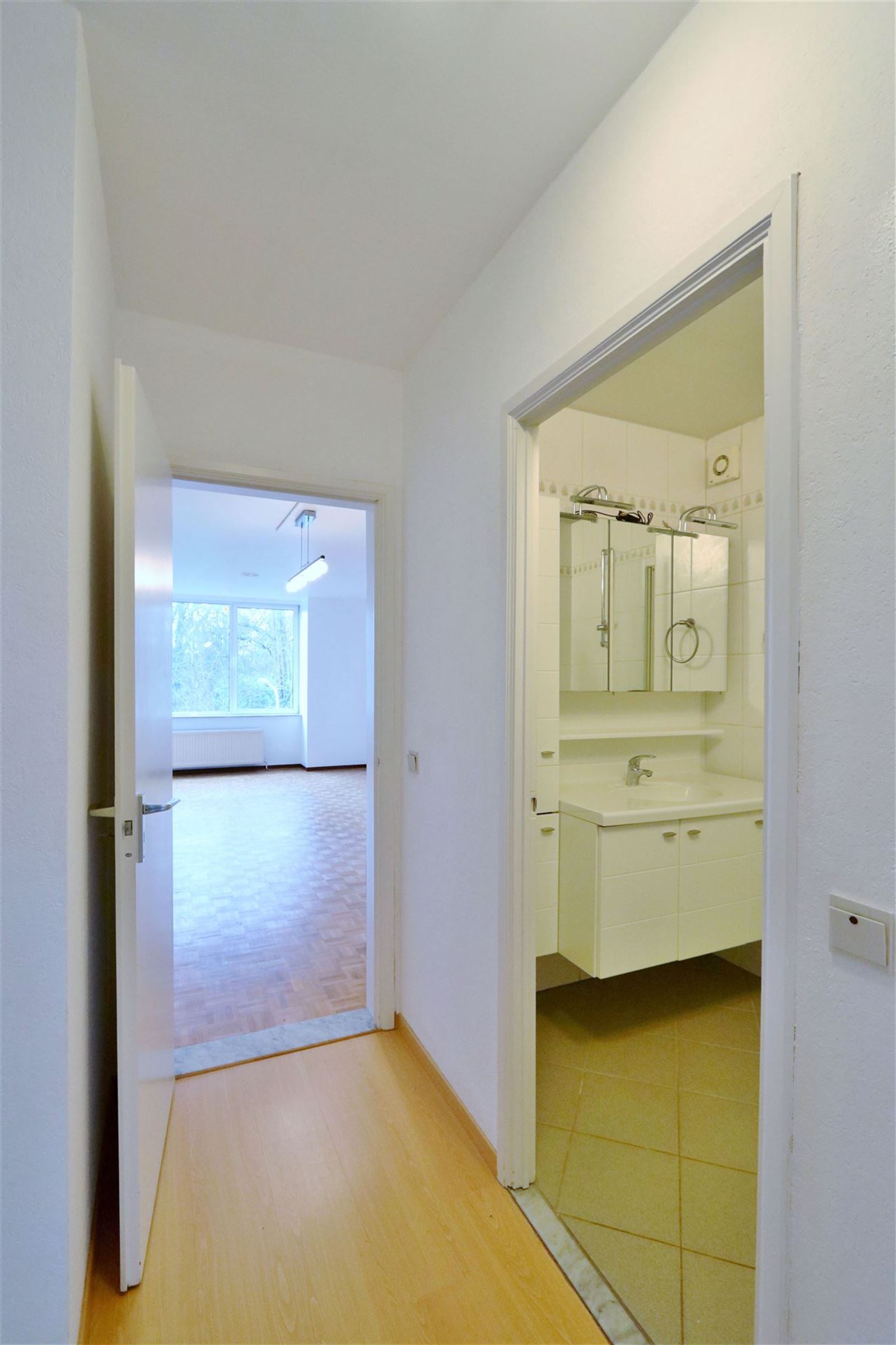 FOTO’S 6 : Appartement te 1630 LINKEBEEK (België) - Prijs € 910