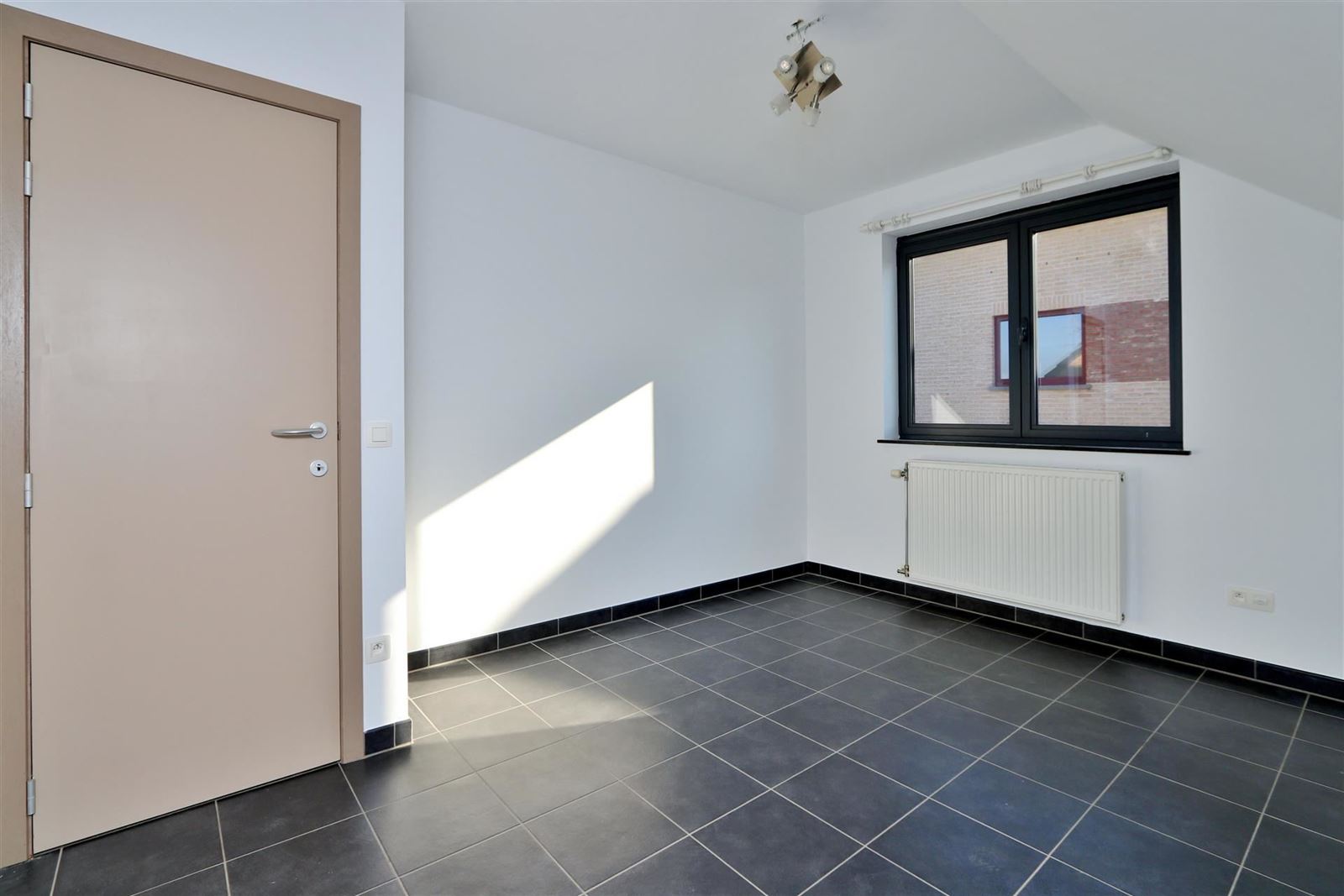 FOTO’S 13 : Appartement te 1501 BUIZINGEN (België) - Prijs € 950