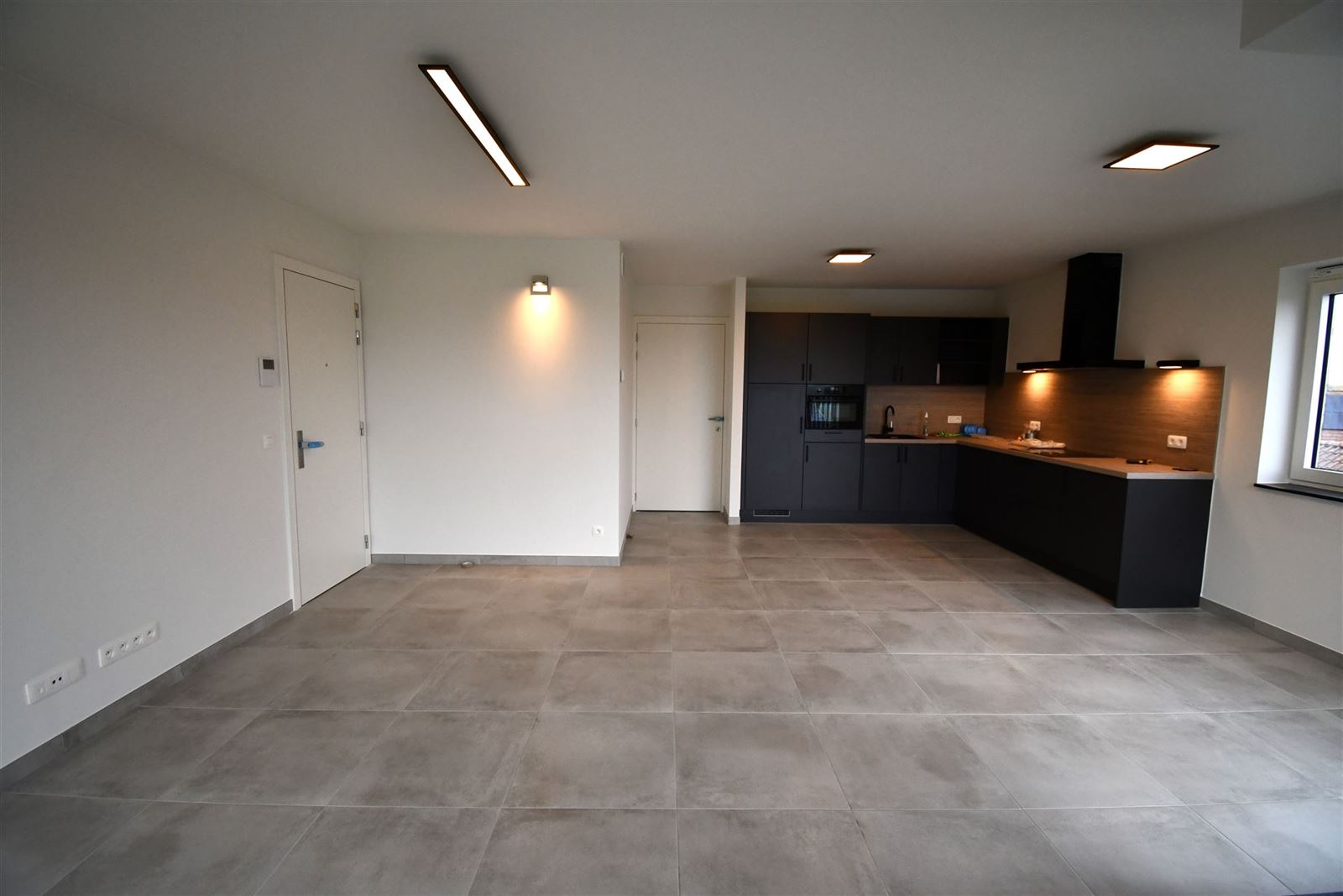 FOTO’S 2 : Appartement te 1750 SINT-KWINTENS-LENNIK (België) - Prijs € 920