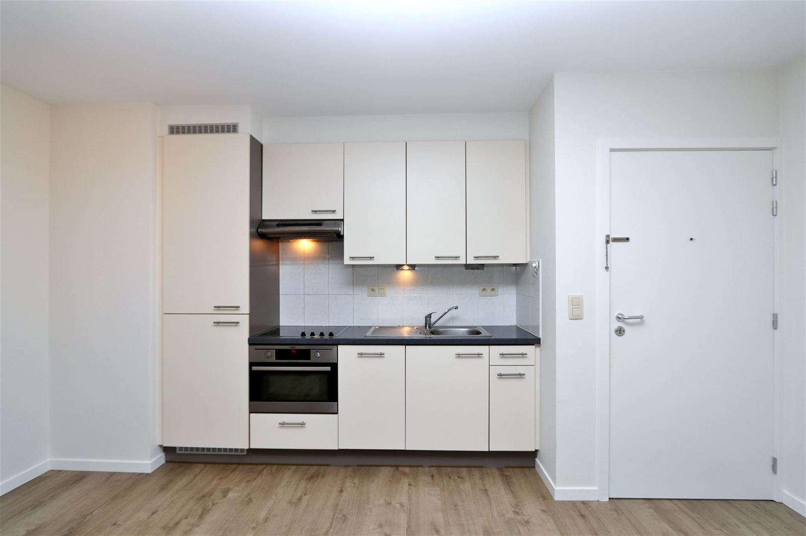 FOTO’S 6 : Appartement te 1180 UKKEL (België) - Prijs € 275.000