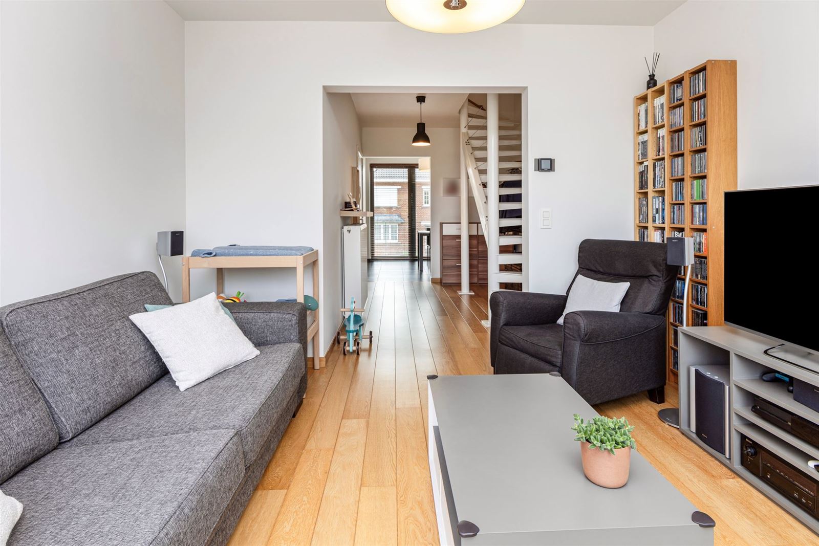 FOTO’S 9 : Appartement te 1600 SINT-PIETERS-LEEUW (België) - Prijs € 280.000