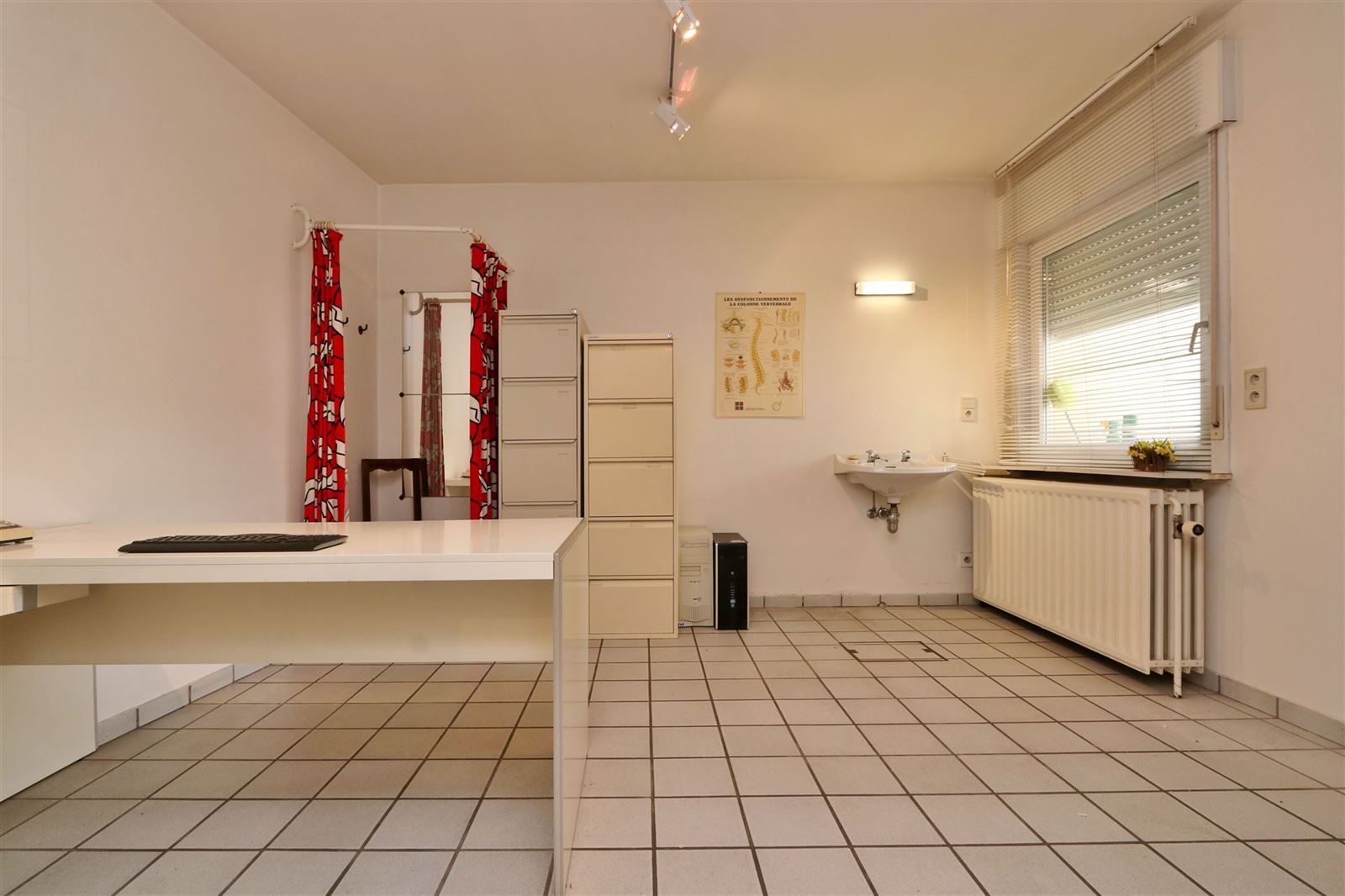 FOTO’S 6 : Kantoorruimte te 1650 BEERSEL (België) - Prijs € 1.400